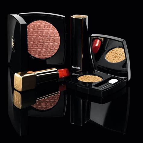 Chanel Holiday 2020 Collection Les Chaines D’Or de Chanel